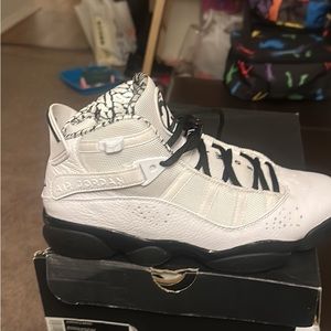 Jordan 6 rings with box